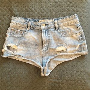 Zara denim shorts size 4.